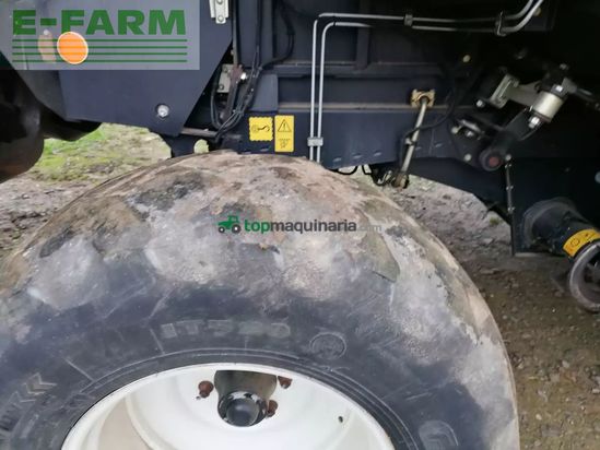 Cosechadora de Cereal - New Holland - cx6080