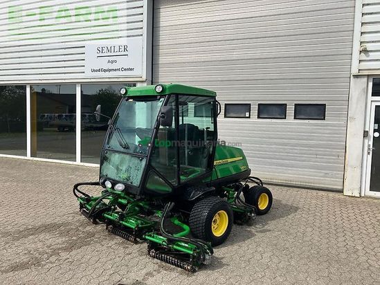 Cosechadora de Cereal - John Deere - 8700 a