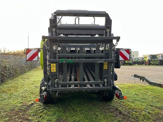 Empacadora gigant - Claas - quadrant 5300 fc t+st