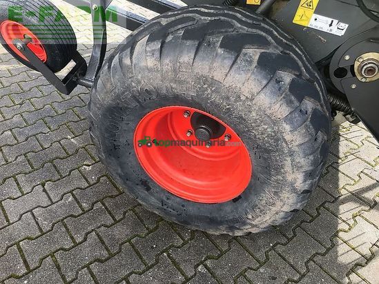 Empacadora gigant - Claas - variant 385