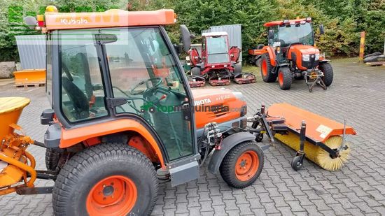 Tractor agrícola - Kubota - stv32