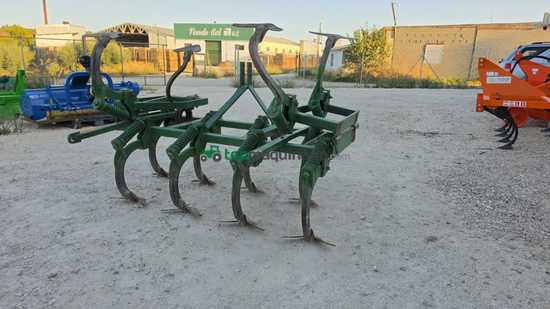 Cultivador de 11 brazos 