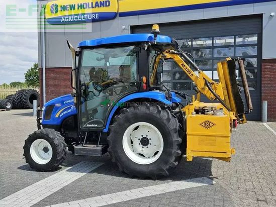 Tractor agrícola - New Holland - boomer 3050 met bos maaiarm