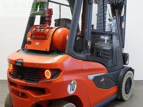 Elevadora - Linde - h 30 t 1202