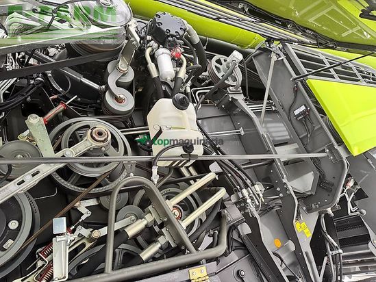 Cosechadora de Cereal - Claas - lexion 6700 + v930