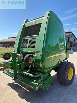 Empacadora gigant - John Deere - 864