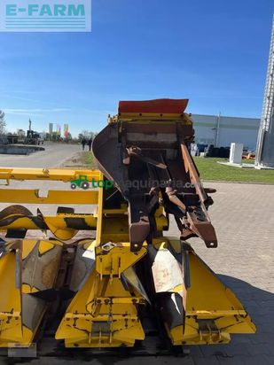 Cosechadora de Cereal - New Holland - cr 9070