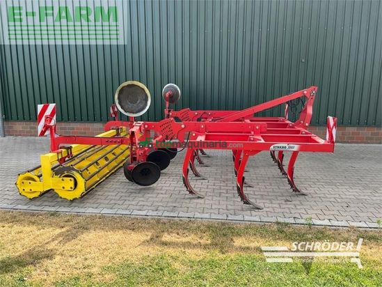 Cultivador - Pöttinger - synkro 3003