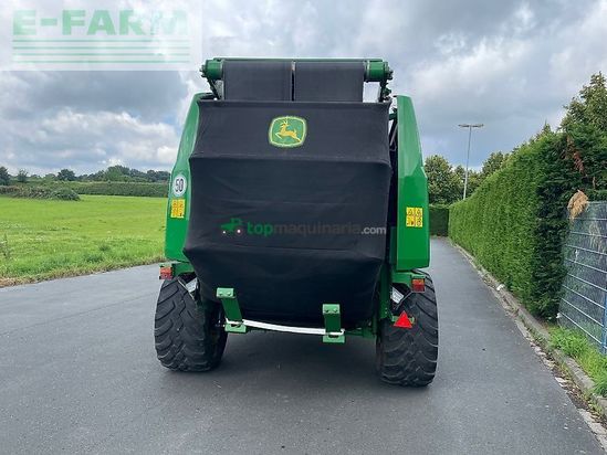 Empacadora gigant - John Deere - 990