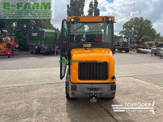 Minicargadora -  - giant v 6004 t