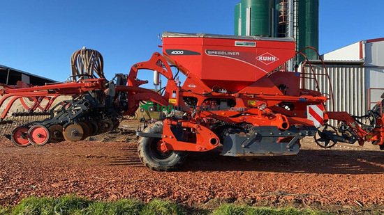 VENTA SEMBRADORA KUHN SPEEDLINER 4000 