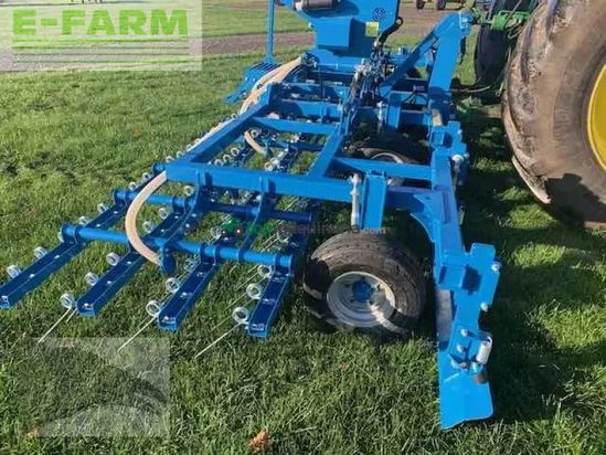 Combinado de siembra -  - wiesenstriegel mit gps nachsaatgerät 6m