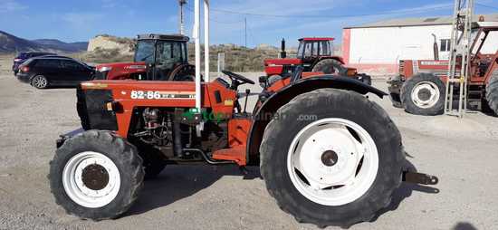 Tractor agrícola - Fiat / Fiatagri - 82-86 DT
