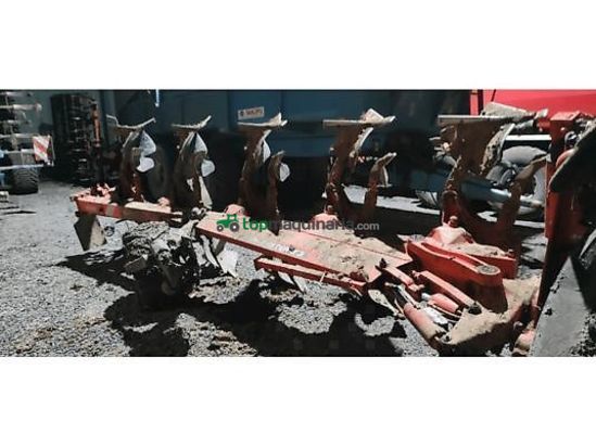 Arado - Kuhn - varimaster 153