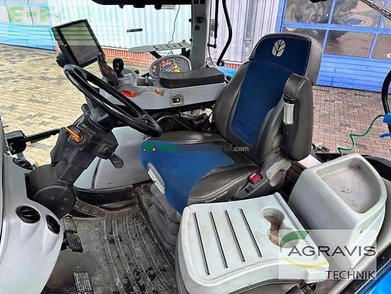 Tractor agrícola - New Holland - t 7.230 auto command