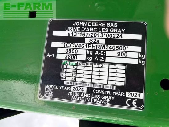 Empacadora gigant - John Deere - v461m iso bus