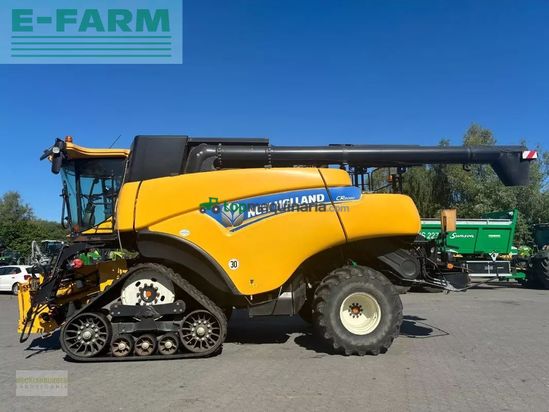Cosechadora de Cereal - New Holland - cr 8080
