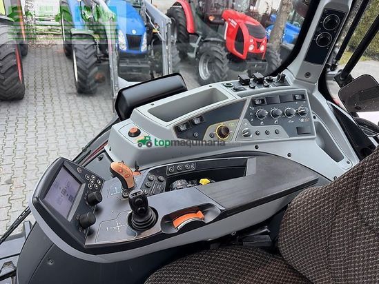 Tractor agrícola - Valtra - t234 versu Versu