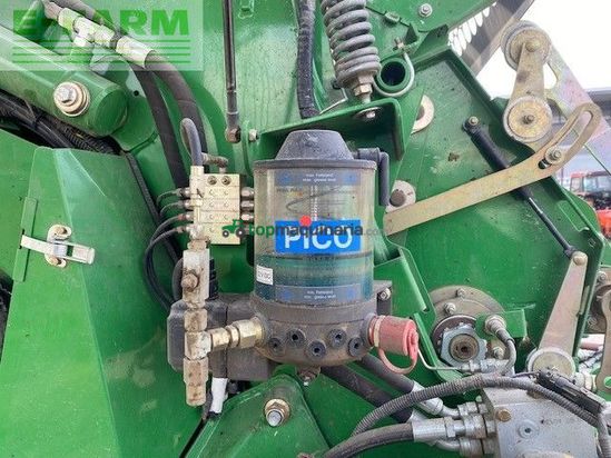Empacadora gigant - John Deere - 960