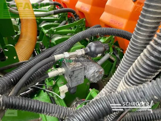 Sembradora monograno mecanica - Amazone - ed 6000-2fc + fronttank