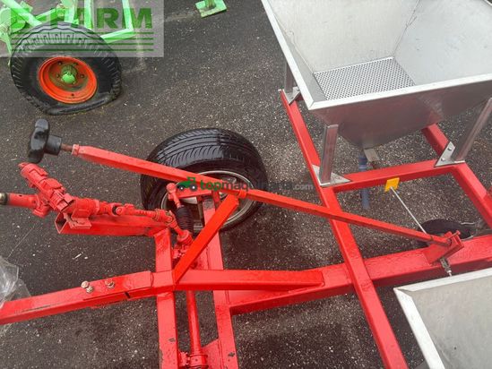 Esparcidor -  - Düngestreuwagen für Mais