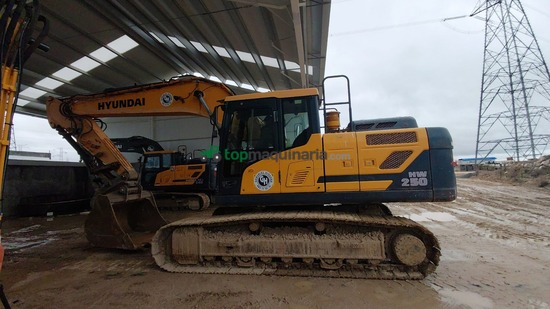 Excavadora HYUNDAI HX220L