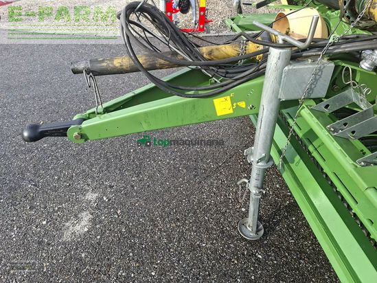 Empacadora gigant - Krone - comprima cv 150 xc