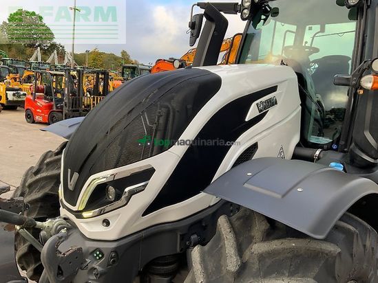 Tractor agrícola - Valtra - t235 versu tractor (st24702) Versu