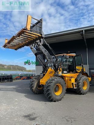 Minicargadora - JCB - 426 e ht agri inkl. grüngutgabel