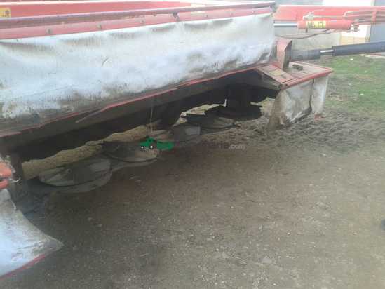 Segadora acondicionada - Kuhn - FC 302 RG