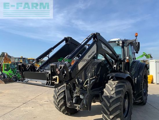 Tractor agrícola - Valtra - t235 versu tractor (st25946)