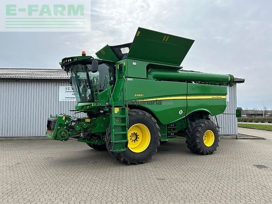 Cosechadora de Cereal - John Deere - s685i