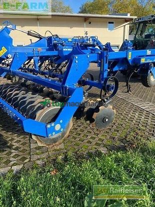Cultivador - New Holland - stx v 600t