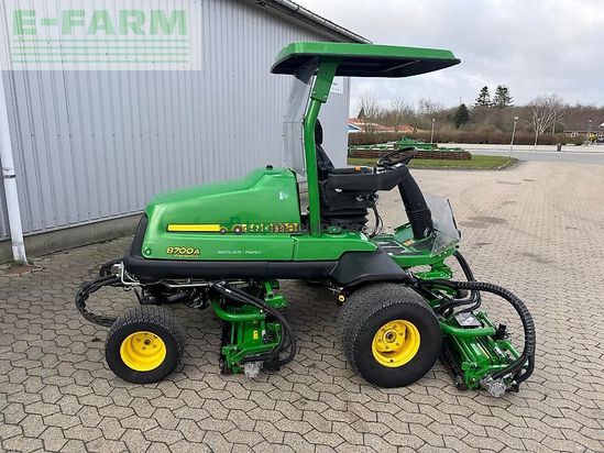 Cosechadora de Cereal - John Deere - 8700