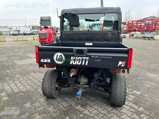 Tractor agrícola - Kioti - k9 2400 c