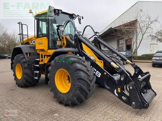 Minicargadora - JCB - 437 ht farm master