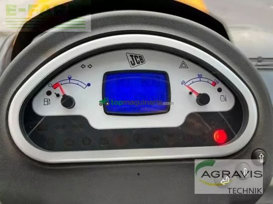 Tractor agrícola - JCB - 8310