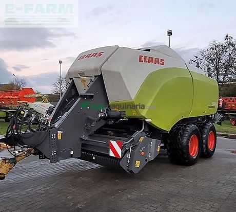 Empacadora gigant - Claas - quadrant 5300 fc t+st