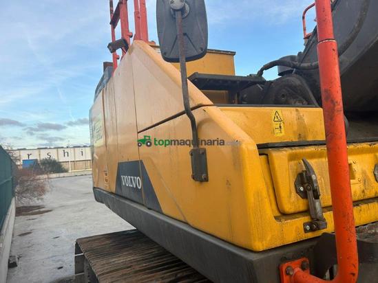 Excavadora VOLVO  EC300EL