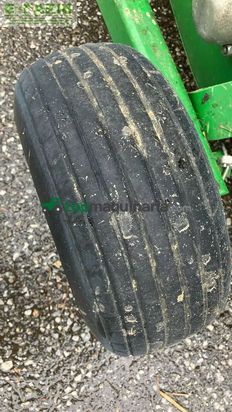 Empacadora gigant - John Deere - v461r hc25