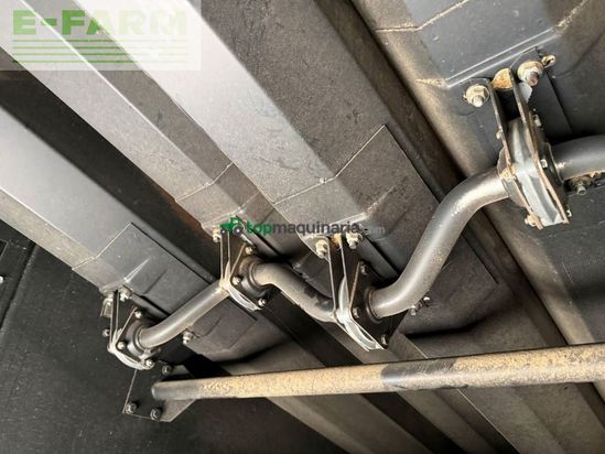 Cosechadora de Cereal - New Holland - cx 8070