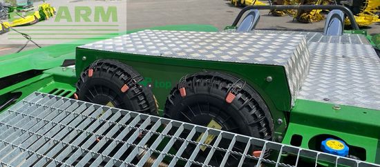Cosechadora de Cereal - John Deere - 9700