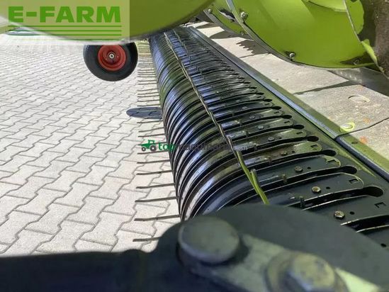 Cosechadora de Cereal - Claas - jaguar 930 + pu 30