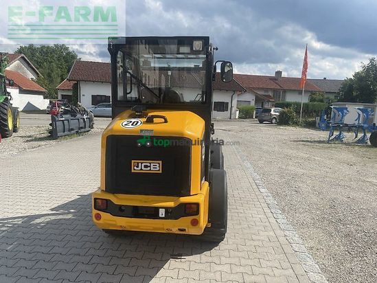 Minicargadora - JCB - smart power+ gabel