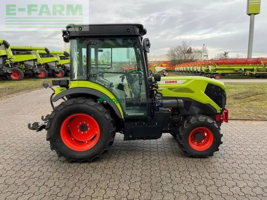 Tractor agrícola - Claas - nexos 240 m stage v