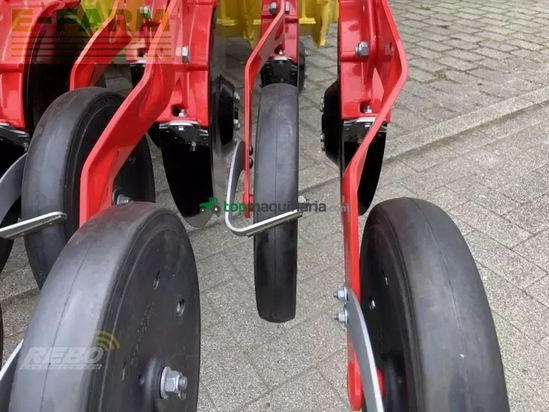 Sembradora - Pöttinger - vitasem m 3000 dd