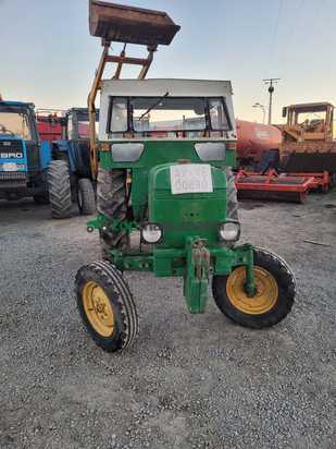 Tractor agrícola - John Deere - 1035