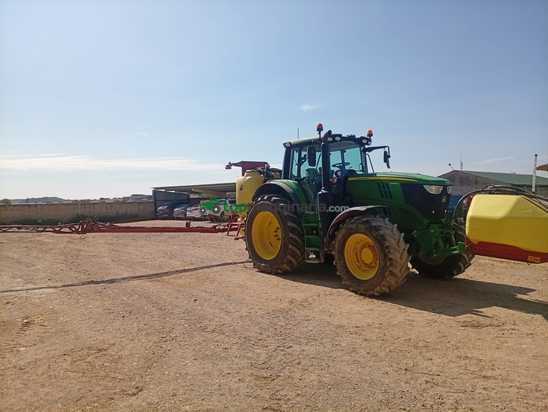 Pulverizador suspendido Hardi modelo Máster 1600 