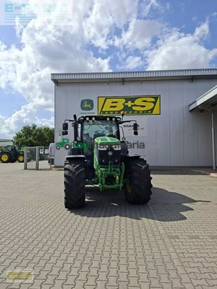 Tractor agrícola - John Deere - 6215r