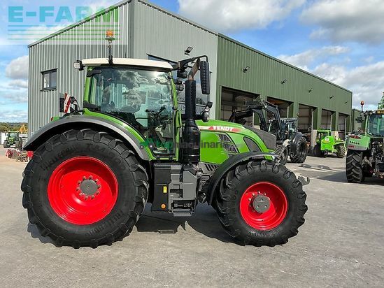Tractor agrícola - Fendt - 724 profi plus tractor (st27728)